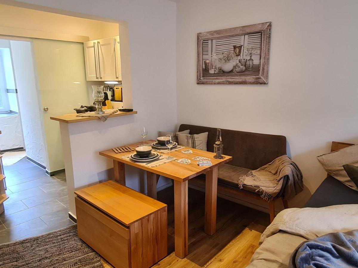 Rosenzauber Kraxler Paerchen Apartment ไวเซินชตัดท์ ภายนอก รูปภาพ
